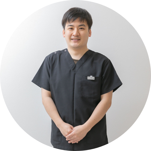 歯科医師　伊藤　トモノリ